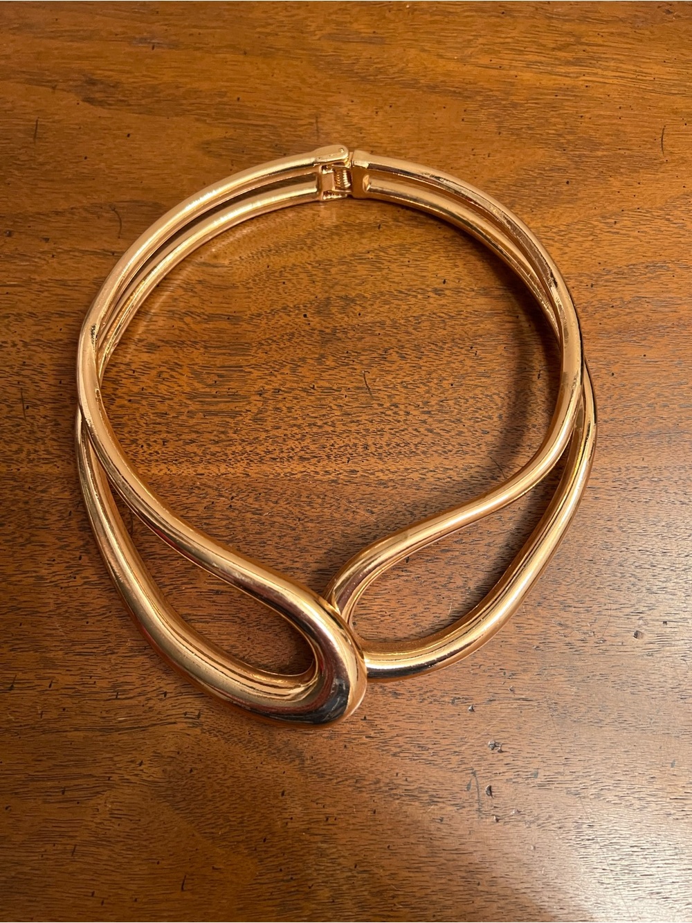 Vintage 90s Sculptural Gold Collar Necklace - Picture 8 of 8